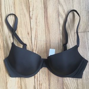 New GapBody favorite uplift t-shirt bra, size 34C
